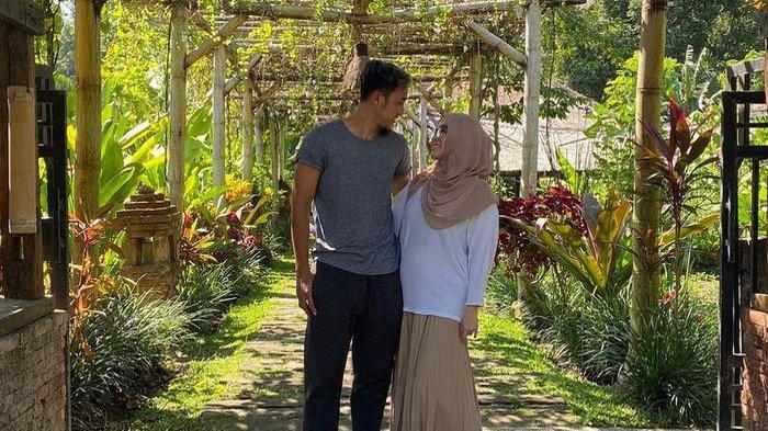 Okie Agustina dan Gunawan Dwi Cahyo