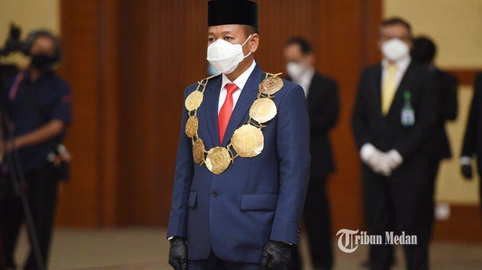 Rektor Universitas Sumatera Utara (USU) terpilih Muryanto Amin menjalani prosesi pelantikan rektor USU di kantor Kementerian Pendidikan dan Kebudayaan Republik Indonesia, Jakarta, Kamis (28/1/2021).HO/HUMAS USU/Amri Affandi Simatupang
