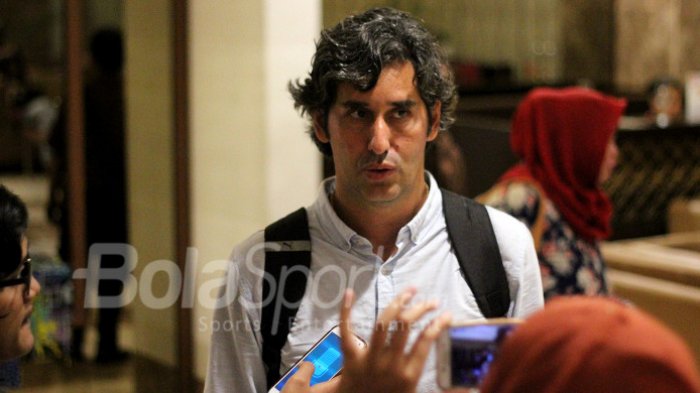 Pelatih Persija Jakarta, Stefano Cugurra (Teco) saat ditemui BolaSport.com di Hotel Aston, Solo pada Minggu (4/2/2018).