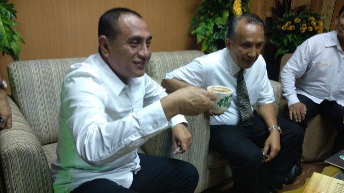 Pembukaan Kopi Medan diapresiasi oleh Gubernur Sumatera Utara, Edy Rahmayadi didampingi Presiden Direktur Hotel Danau Toba Johny Pardede, Edy menggunting pita sebagai tanda dibukanya Kopi Medan, Selasa (19/2/2019)