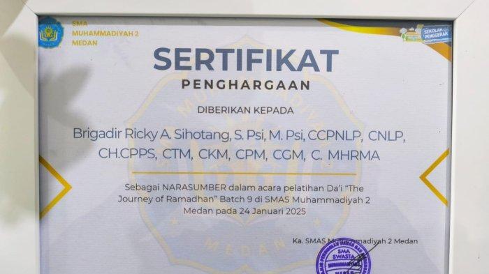 Piagam penghargaan  pelatihan 