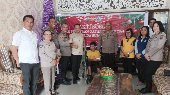 Kabid Keuangan Polda Sumut, Kombes Pol Bambang Kunarianto, dengan memberikan bantuan berupa sembako, dukungan doa, dan ibadah bersama di beberapa lokasi, Jumat (13/12/2024).