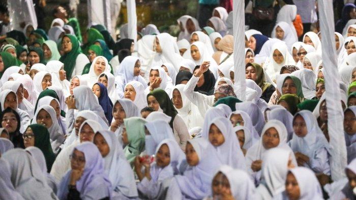 ribuan elemen , santri pondok pesantren se Sumatera Utara menggelar deklarasi pemilu damai 2024