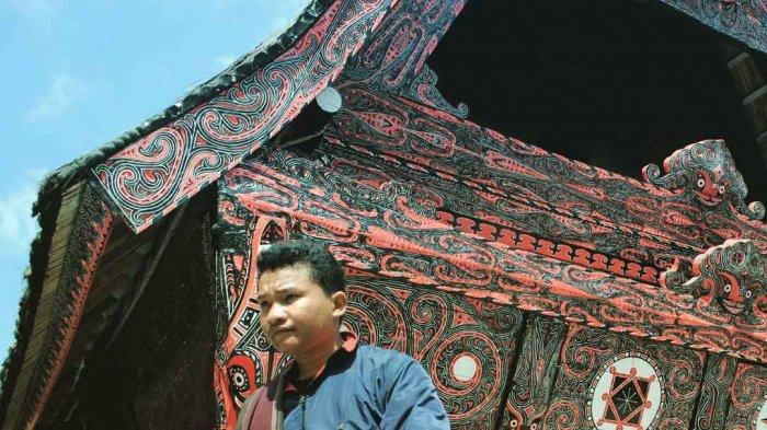 Rumah adat Batak di Istana Raja Sisingamangaraja XII di Bakkara