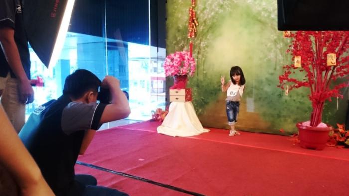 Raja Foto Gelar Lomba Foto Untuk Anak-Anak - Tribun-medan.com