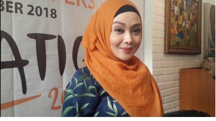 Terry Putri segera mengakhiri status janda setelah Lebaran tahun ini dan bakal diboyong ke Amerika.