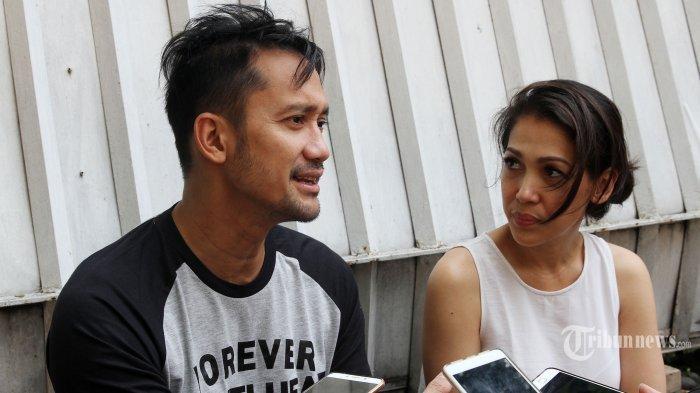 Tora Sudiro dan istrinya Mieke Amalia