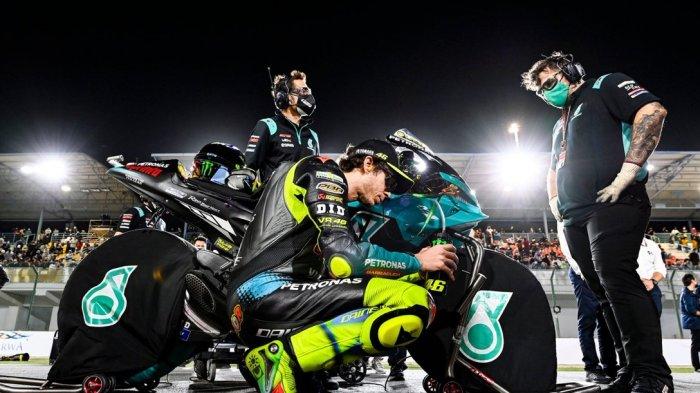 Menjelang MotoGP Doha 2021, Valentino Rossi bersama Petronas Yamaha SRT melakukan dua pekerjaan penting yang wajib diselesaikan