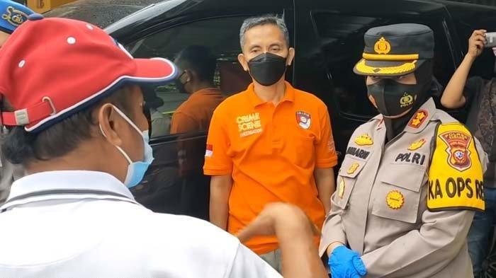 Yosep gelagapan ketika dicecar Kapolres Subang yang saat itu dijabat AKBP Sumarni. Kapolres ketika itu menanyakan keberadaan Tuti dan Amalia sebelum kejadian berlangsung.
