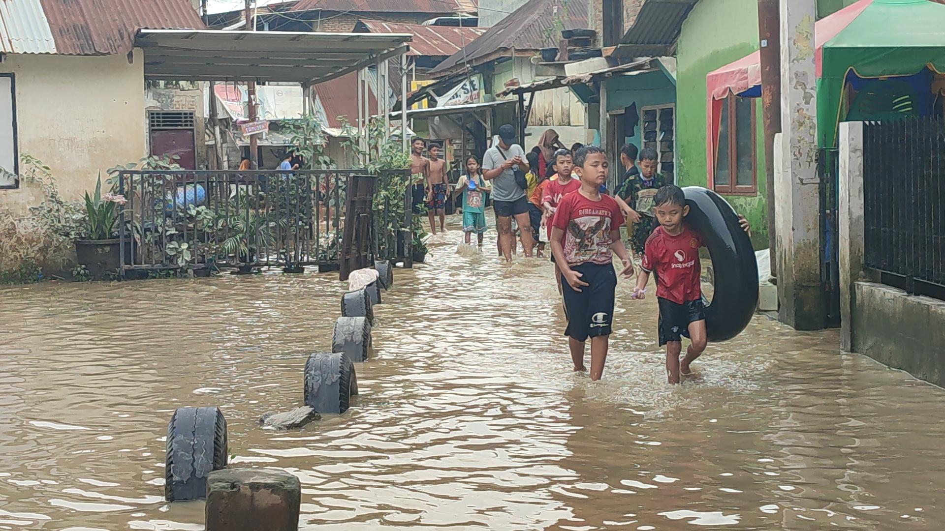 Geger! Gang Merdeka Medan Maimun Tenggelam, Banjir 3 Meter