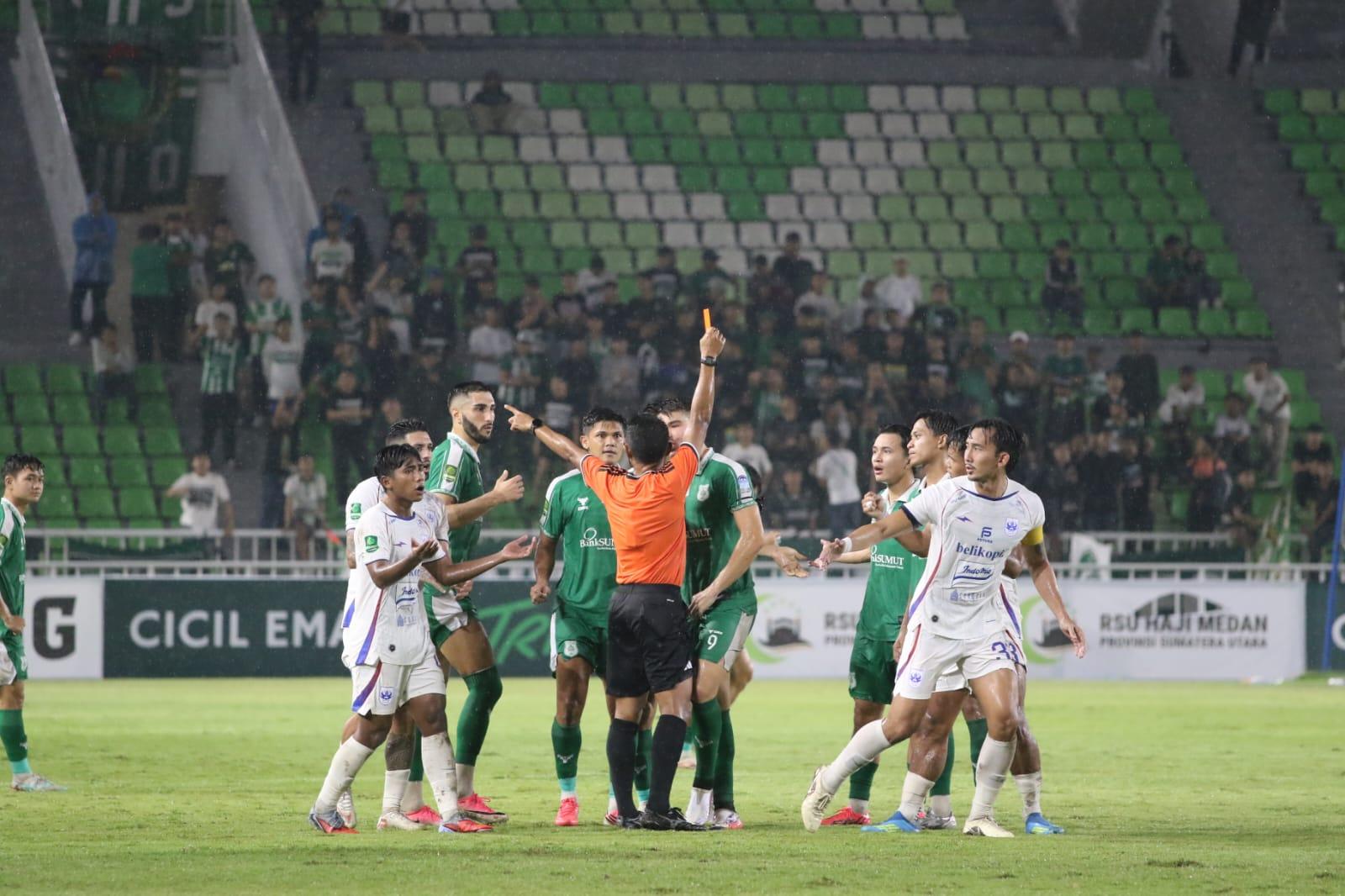 Dramatis! PSMS Taklukkan PSIS 2-1 Demi Tiga Poin Krusial
