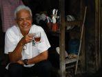 Capres-Ganjar-Pranowo-yang-sedang-menunggui-ibu-ibu-memasak-di-kulonprogo.jpg
