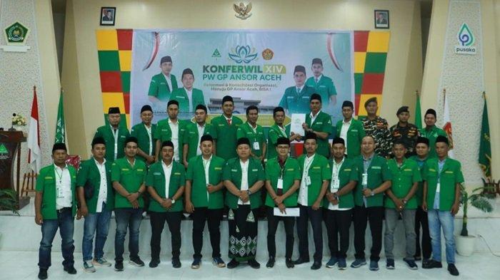 Foto bersama usai pengukuhan pengurus PW Ansor Aceh.