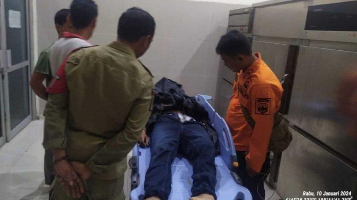 2 pria di Majalengka disambar petir saat hujan deras