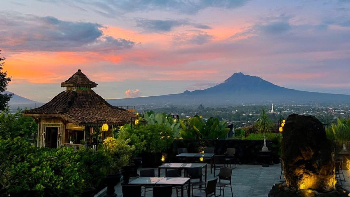 WISATA KULINER -  Potret Abhayagiri Venue and Dining diambil dari Instagram pada Rabu (28/5/2025). Lokasinya di Kecamatan Prambanan, Kabupaten Sleman, Daerah Istimewa Yogyakarta.