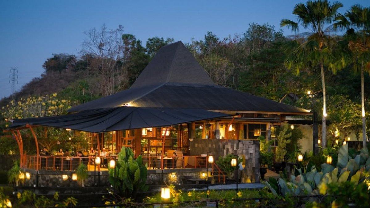 WISATA KULINER -  Potret Abhayagiri Venue and Dining diambil dari Instagram pada Rabu (28/5/2025). Lokasinya di Sumberwatu, RT.02/RW.01, Sumberwatu, Sambirejo, Kecamatan Prambanan, Kabupaten Sleman, Daerah Istimewa Yogyakarta.
