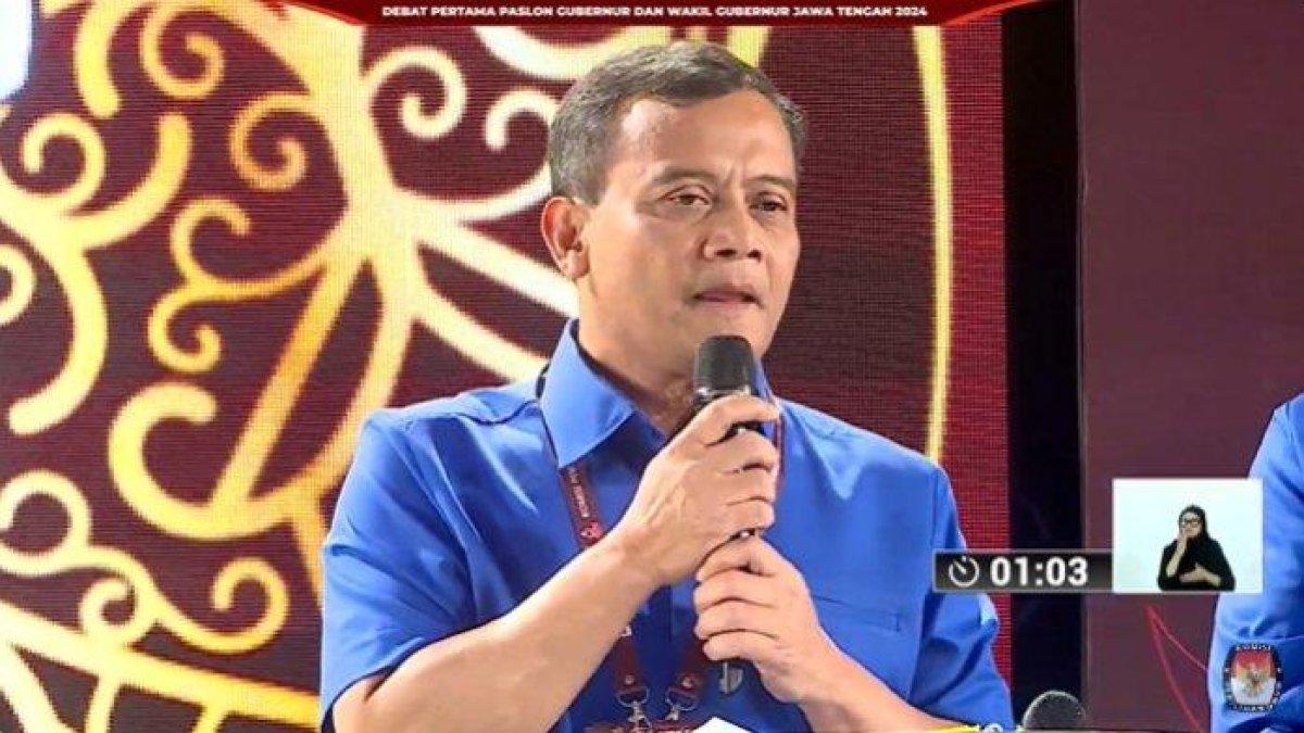 Ahmad Luthfi, dalam debat perdana Pilgub Jateng, Rabu, (30/10/2024).