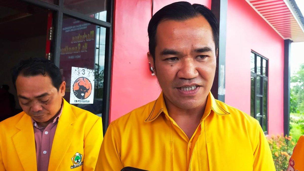 SOSOK BUPATI - Ahmad Rifa'i bupati Pulau Pisang 2025 dokumen Trans Hapakat diunduh pada Jumat (20/6/2025).