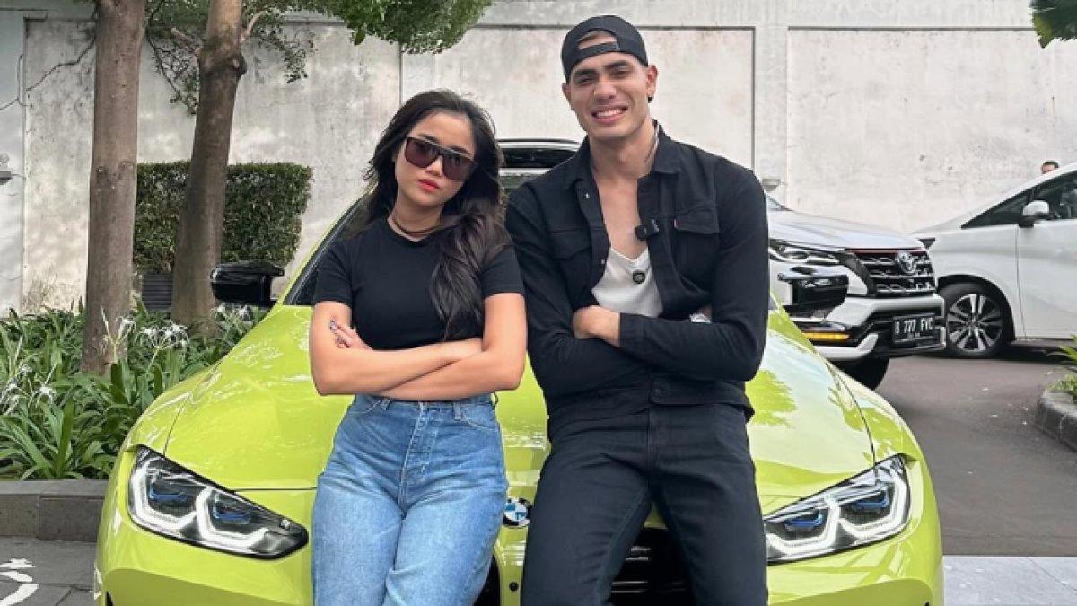 REAKSI AISAR KHALED - Potret Fuji dan Aisar Khaled diambil dari Instagram pada Rabu (26/3/2025). Aisar Khaled tanggapi kedekatan Fuji dan Verrell Bramasta.