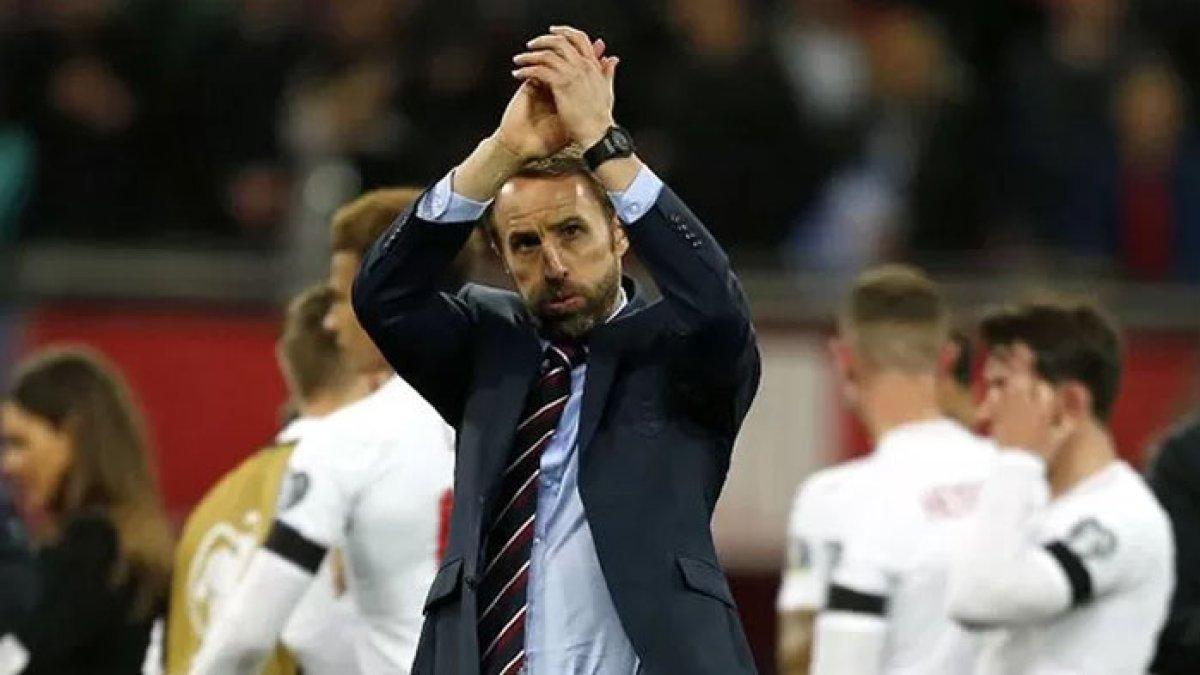 Aksi pelatih Timnas Inggris, Gareth Southgate