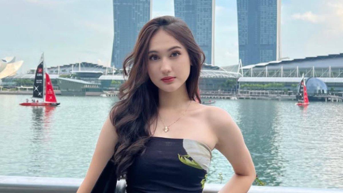 SOSOK LAURA MOANE - Potret Laura Moane diambil dari Instagram pada Kamis (19/6/2025). Al Ghazali dikabarkan pernah pacari Laura Moane.