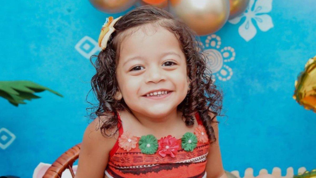 Anak viral bernama Isabela Rocha