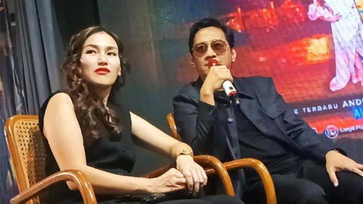 Andre Taulany dan Ayu Ting Ting.