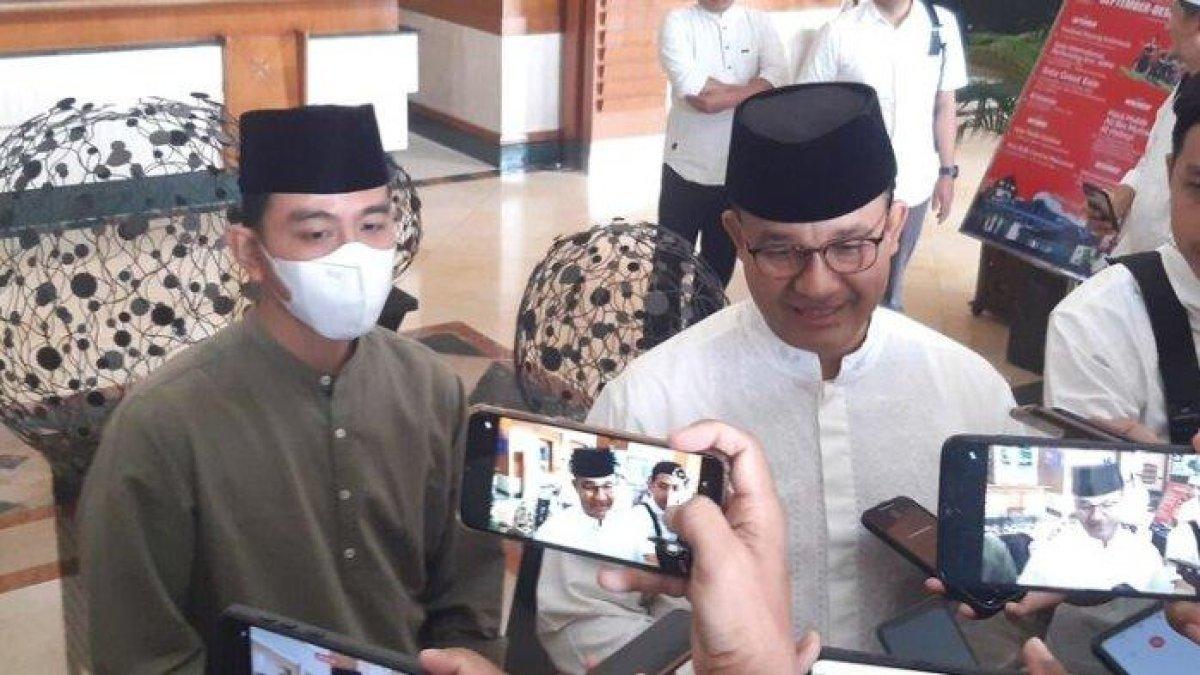 Anies Baswedan bertemu dengan Gibran Rakabuming saat haul di Kota Solo