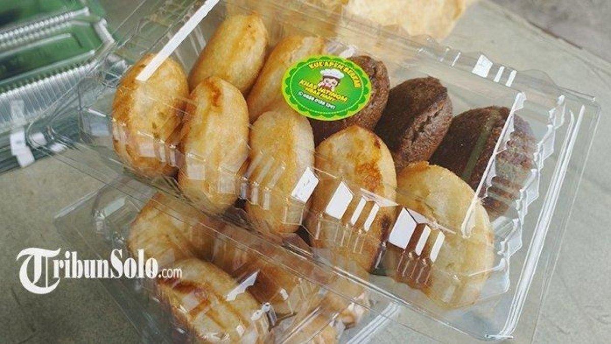 APEM DI KLATEN: Apem Berkah Mbak Hany khas Jatinom Klaten.