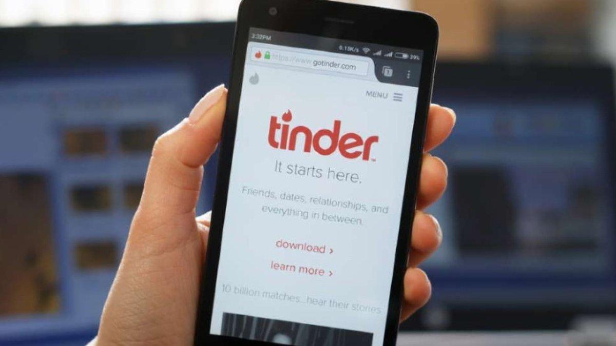 Aplikasi Tinder