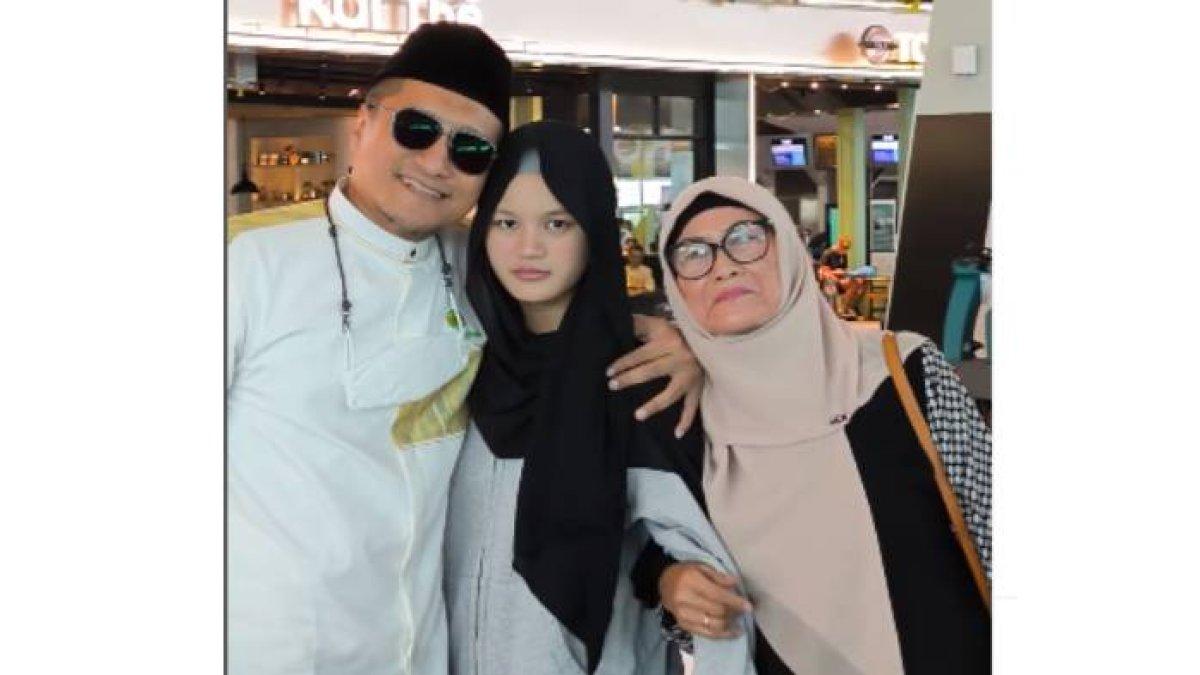 Arie Untung naik Haji