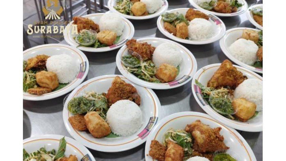 AYAM PENYET KLATEN: Ayam Penyet Suroboyo