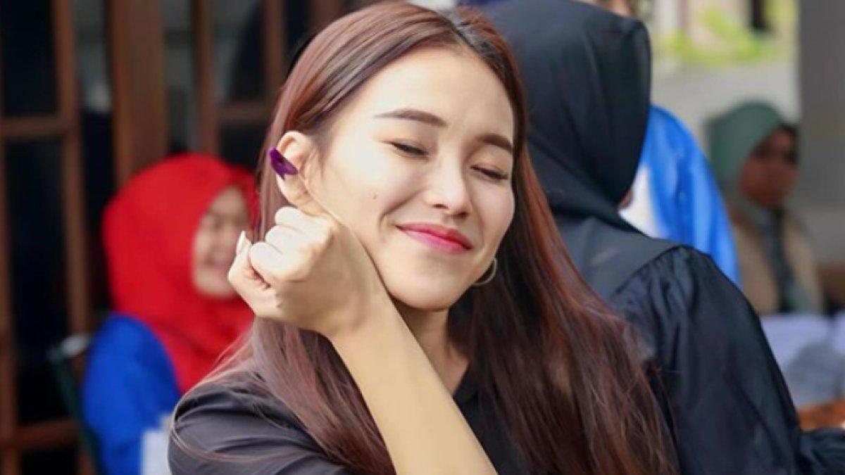 Ayu Ting Ting pancarkan aura bahagia
