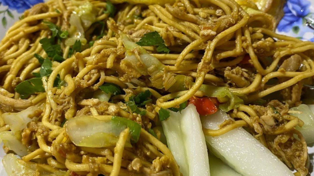 REKOMENDASI KULINER LEZAT: