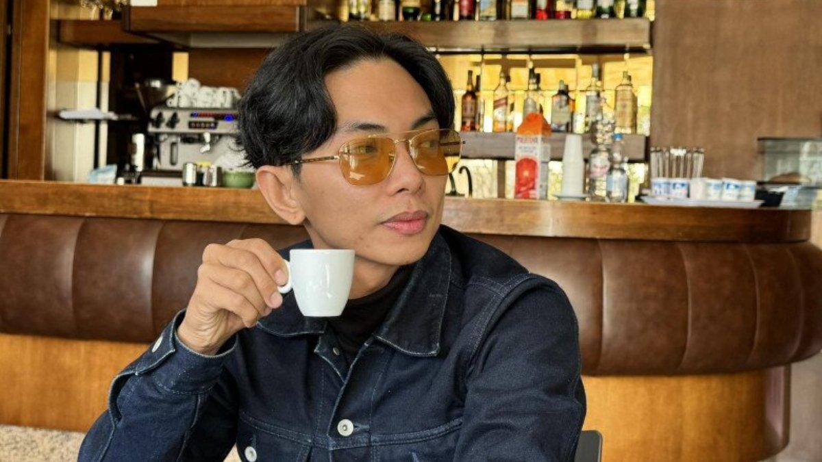 Banyak warganet salah sangka, Phan Hien dituding melakukan operasi plastik.