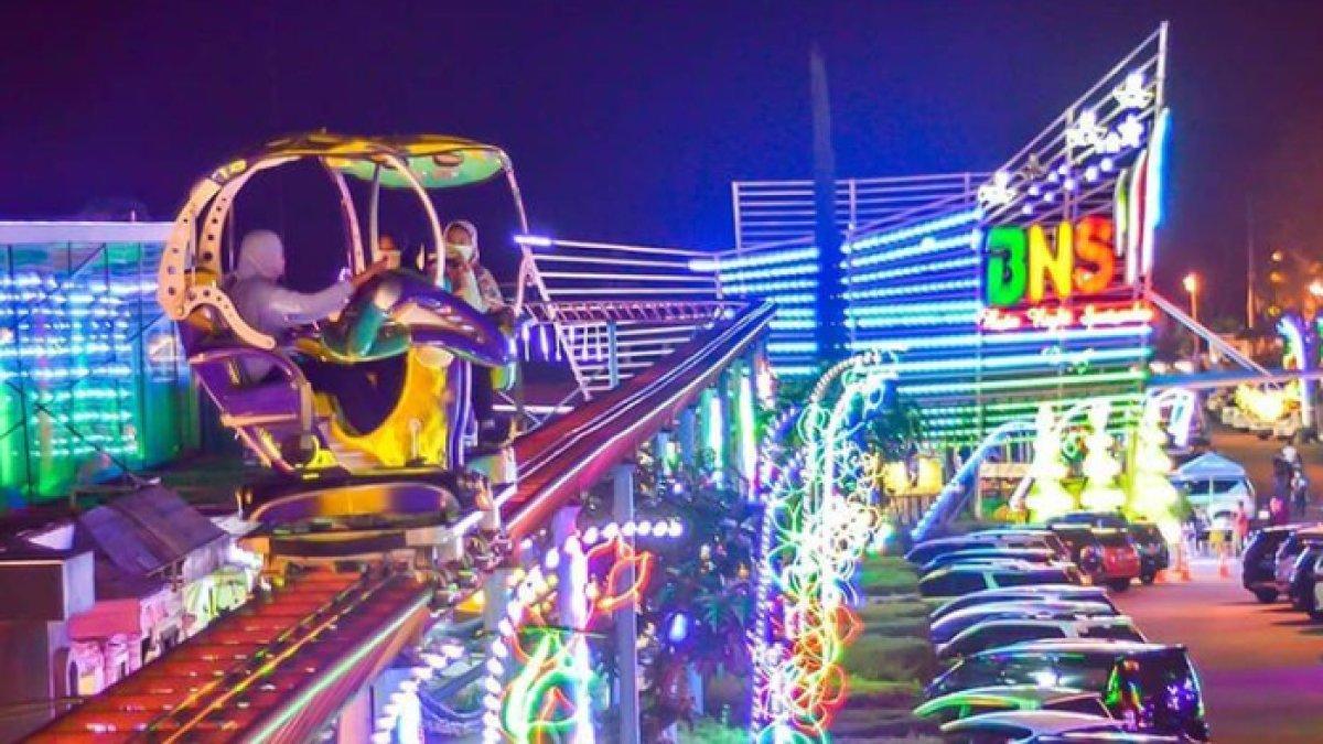 WISATA MENARIK - Potret Batu Night Spectacular disadur dari Kompas.com pada Selasa (20/5/2025). Batu Night Spectacular berada di Jalan Hayam Wuruk Nomor 1, Oro-Oro Ombo, Kota Batu