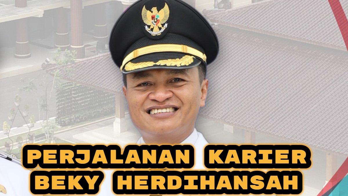 WAKIL BUPATI BLITAR - Berikut perjalanan karier Beky Herdihansah Wakil Bupati Blitar yang dilantik Prabowo Subianto.