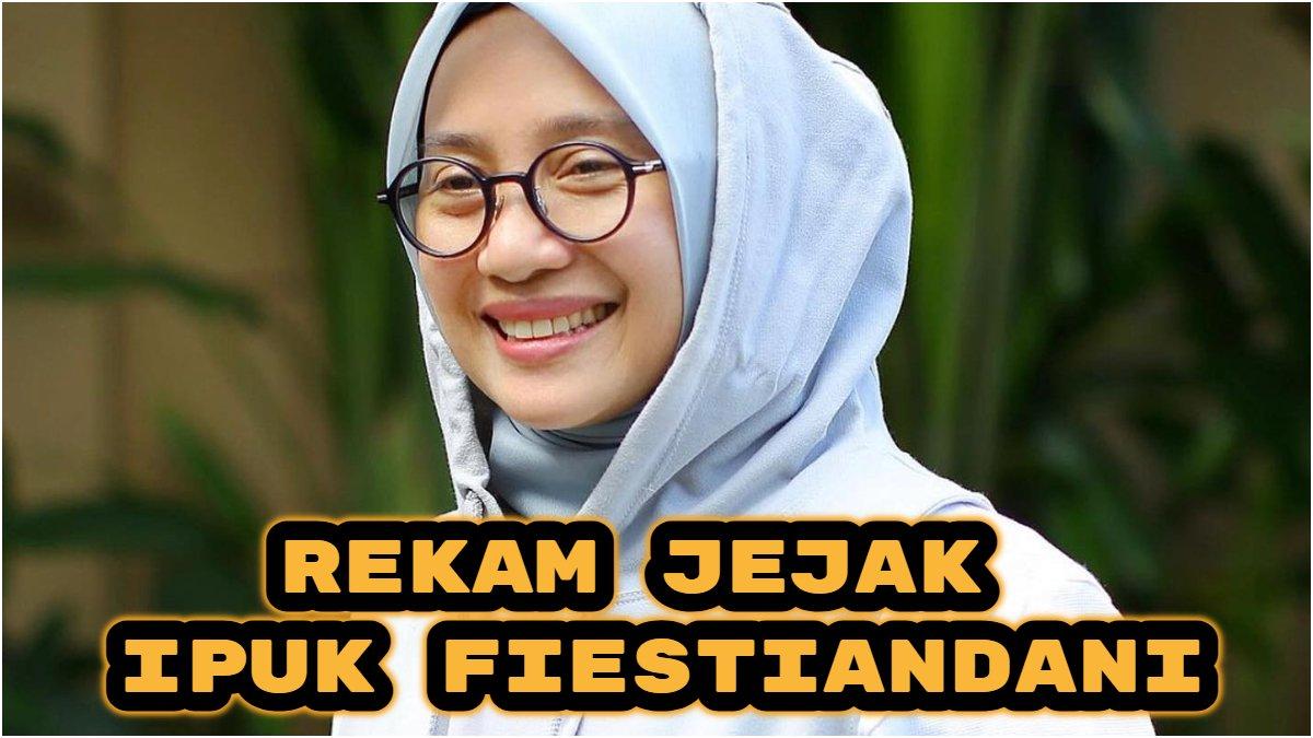 BUPATI BANYUWANGI - Berikut rekam jejak Ipuk Fiestiandani Bupati Banyuwangi yang dilantik Prabowo Subianto.