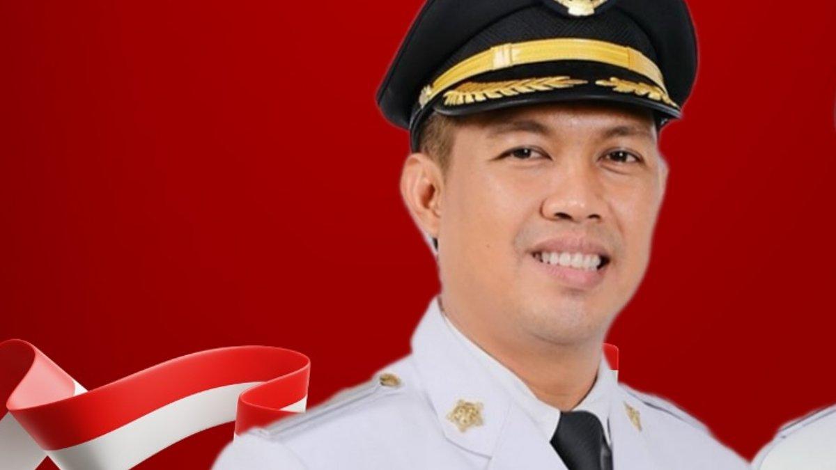 BUPATI CILACAP - Berikut rekam jejak Syamsul Auliya Bupati Cilacap yang dilantik Prabowo Subianto.