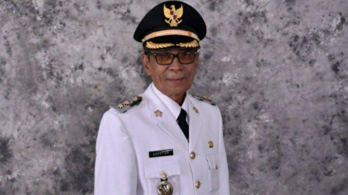 WAKIL BUPATI BATANGHARI - Berikut sosok dan profil Bakhtiar Wakil Bupati Batanghari yang dilantik Prabowo Subianto.