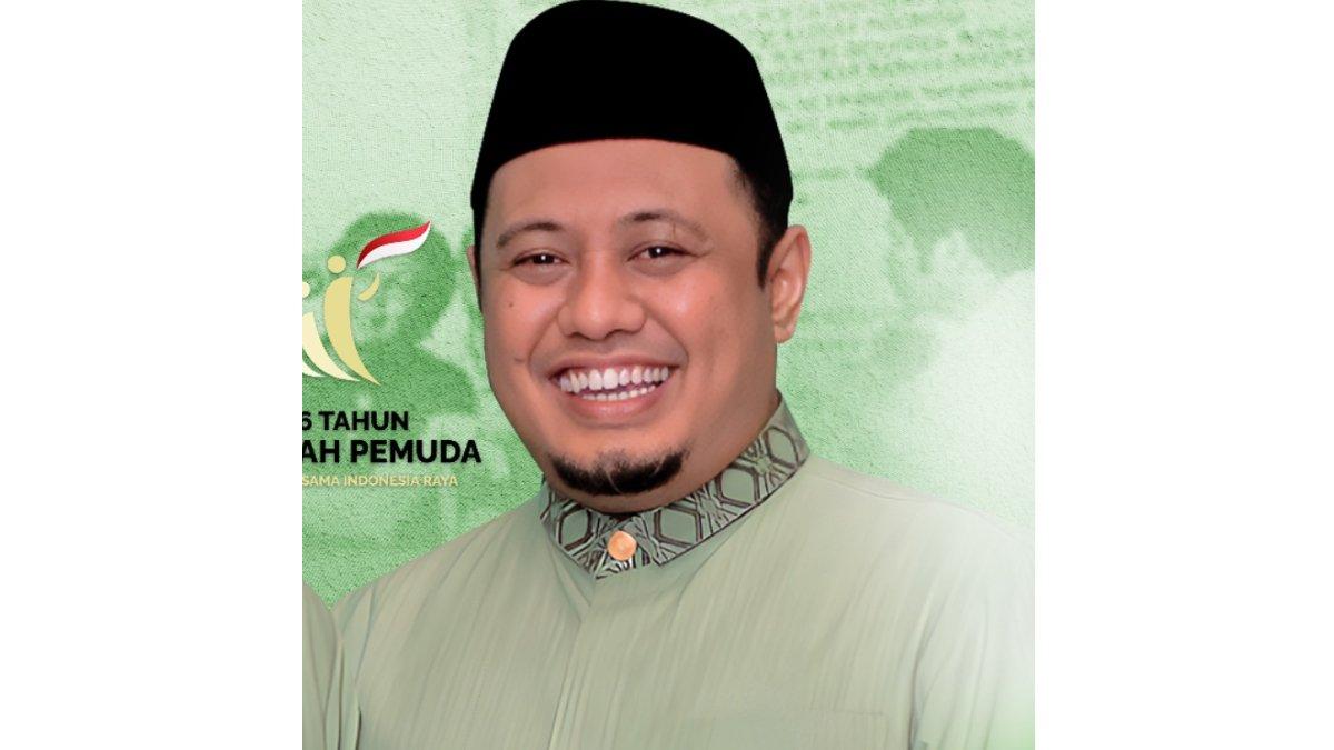 WAKIL BUPATI PROBOLINGGO - Berikut sosok dan profil Fahmi AHZ Wakil Bupati (Wabup) Probolinggo 2025 yang dilantik Presiden Prabowo Subianto.