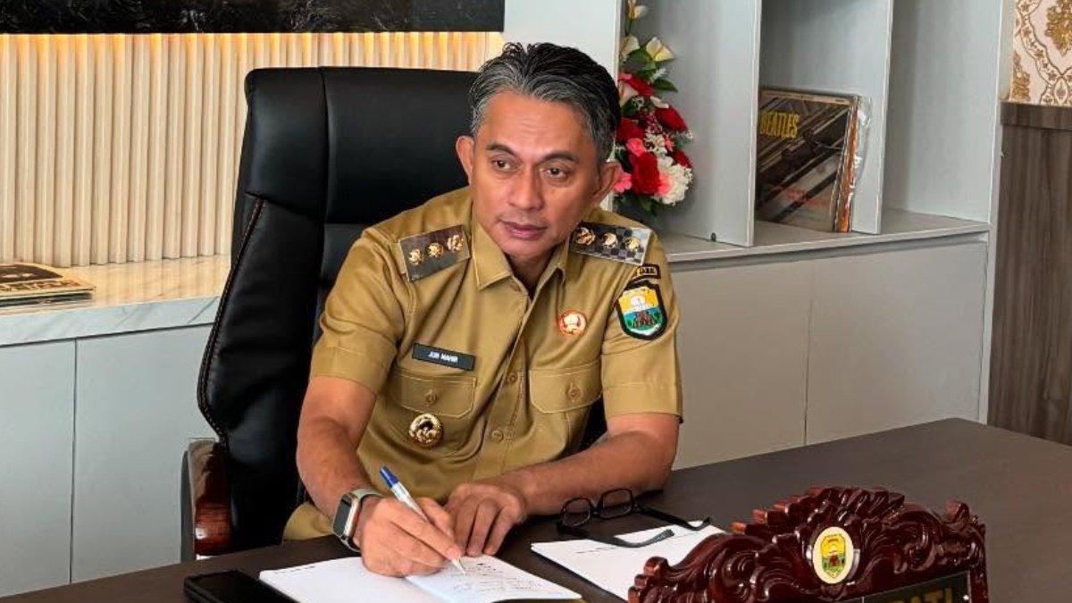 WABUP MUARO JAMBI - Berikut sosok dan profil Junaidi Mahir Wakil Bupati Muaro Jambi yang dilantik Prabowo Subianto.