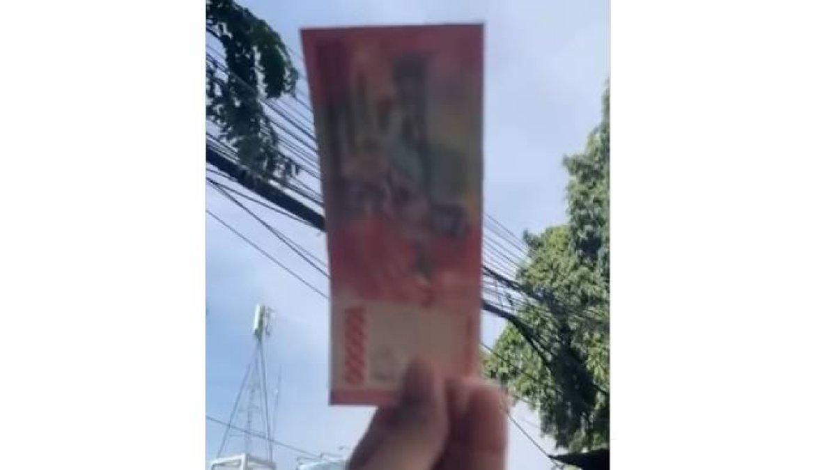 Bocah bawa uang palsu