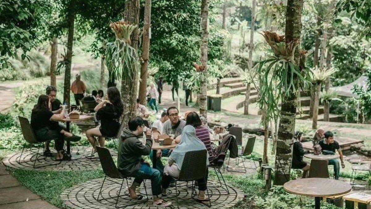 WISATA ALAM - Suasana di Boemisora disadur dari TribunTravel.com pada Kamis Z(6/3/2025). Boemisora adalah tempat wisata hits di Polobogo, Getasan, Kabupaten Semarang, Jawa Tengah.