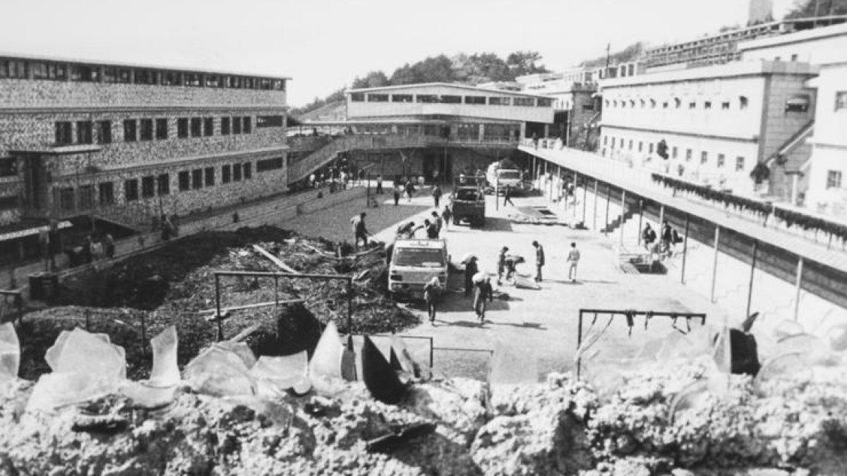 Brothers Home di Busan, Januari 1987.