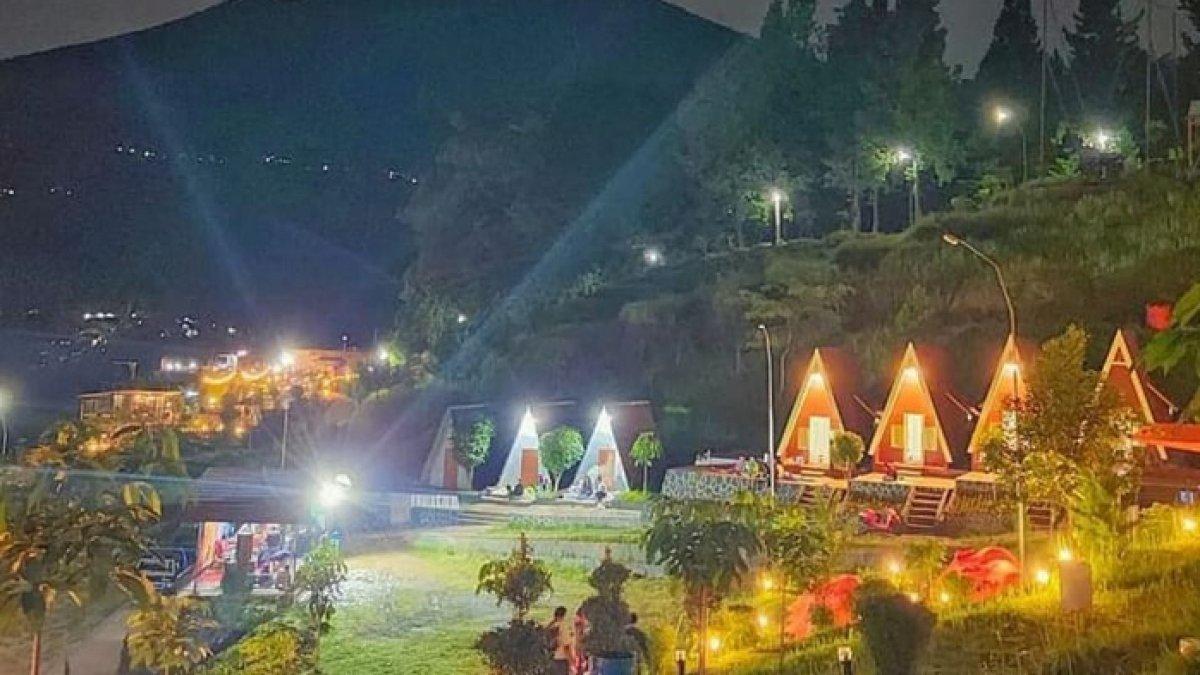 WISATA SERU - Potret Bukit Tangkeban disadur dari Kompas.com pada Kamis (8/5/2025). Bukti Tangkeban berada di Pemalang, Jawa Tengah.