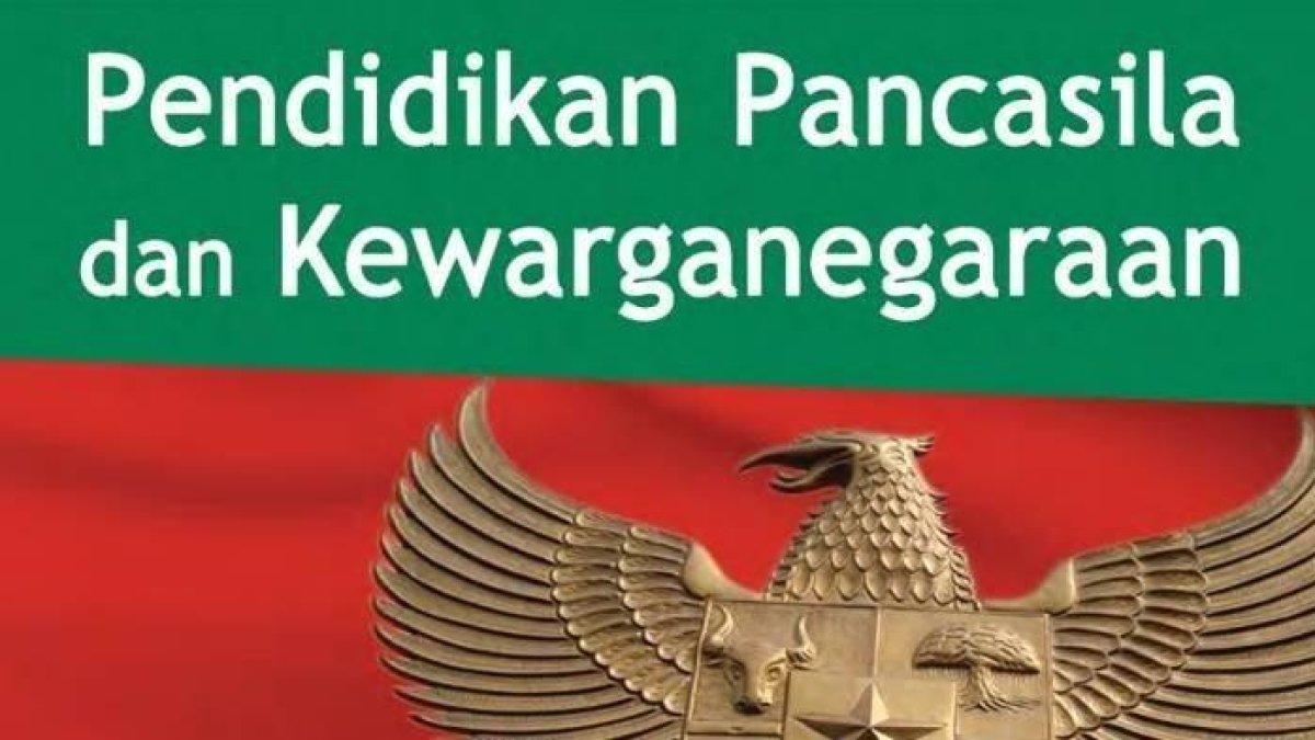 Buku PKN kelas 10, membahas kunci jawaban soal yang terdapat di halaman 33.