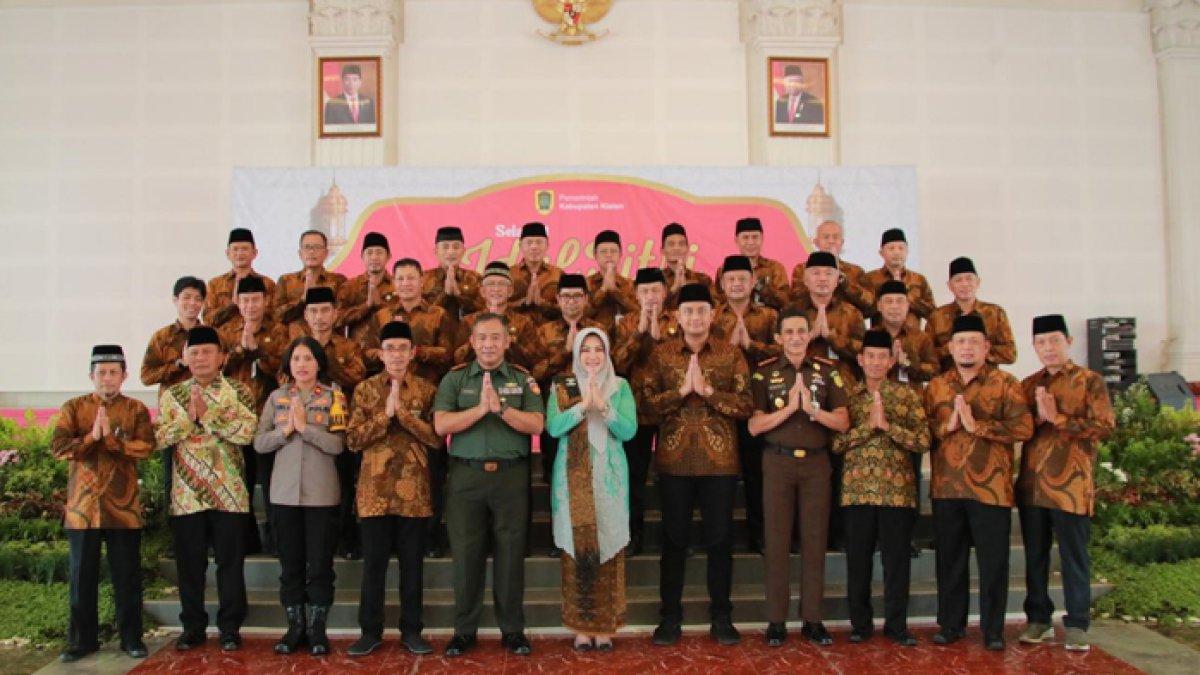 Bupati Klaten Sri Mulyani beserta Wakil Bupati Klaten Yoga Hardaya dan Forkopimda