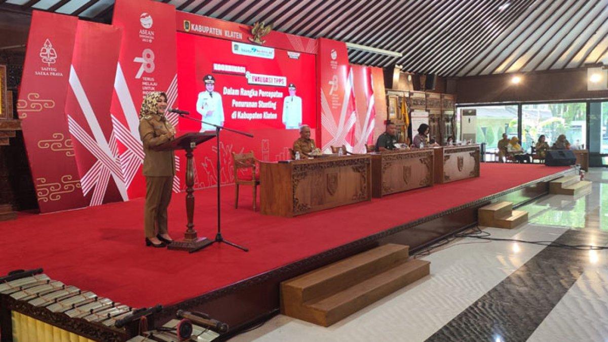Bupati Klaten, Sri Mulyani di evaluasi Upaya Percepatan Penurunan Stunting