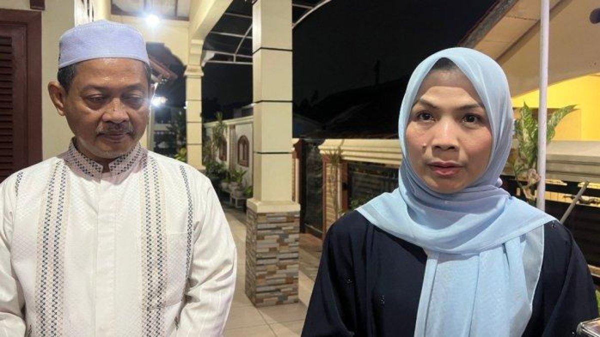 100 HARI KERJA - Bupati dan Wakil Bupati Serang terpilih pada PSU Pilkada Serang Ratu Zakiyah dan Najib Hamas, Kamis, (8/5/2025) malam. Bupati Serang terpilih, Ratu Rachmatu Zakiyah mengatakan, dirinya akan berfokus pada realisasi program prioritas dalam 100 hari kerja.